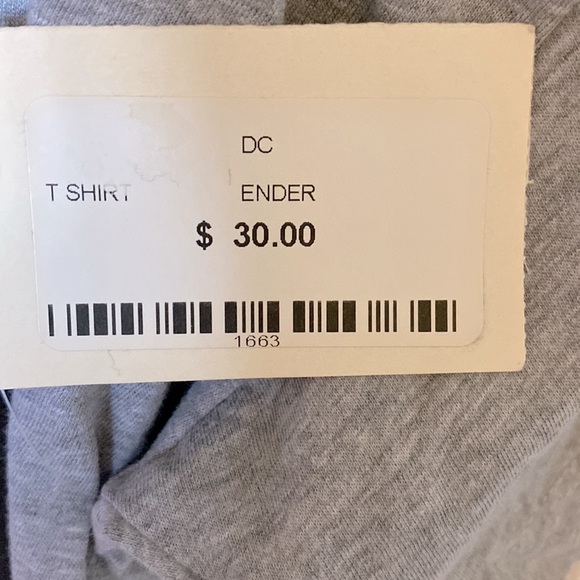 DC Shoes tshirt - Picture 5 of 5